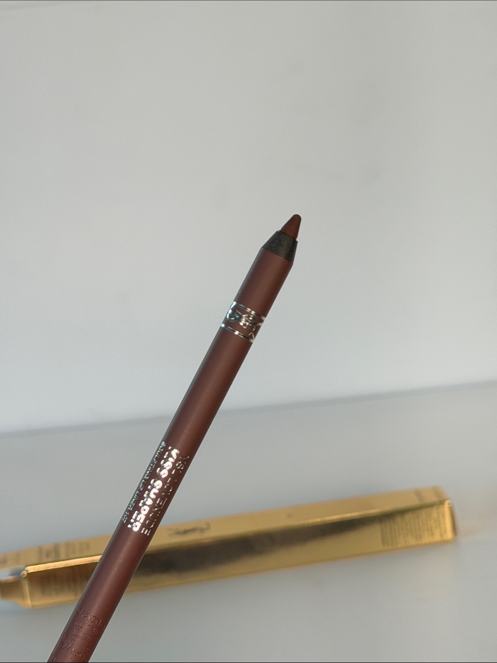YSL LOVENUDE KISS SHAPER SCULPTING LIP LINER shade 107 NEW